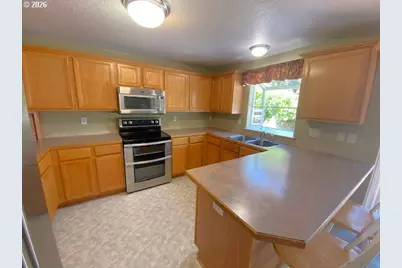11009 Rees St, Donald, OR 97020 - Photo 6