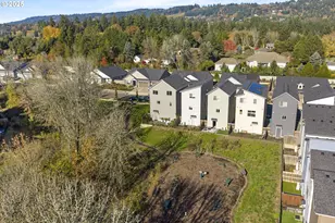 4236 E Willakenzie St, Newberg, OR 97132 - Photo 42