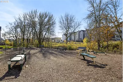 4236 E Willakenzie St, Newberg, OR 97132 - Photo 40