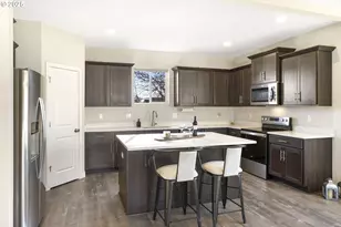 4236 E Willakenzie St, Newberg, OR 97132 - Photo 16