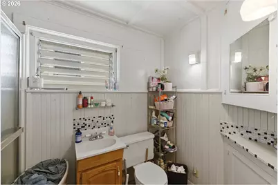 846 S 11th St, Coos Bay, OR 97420 - Photo 24