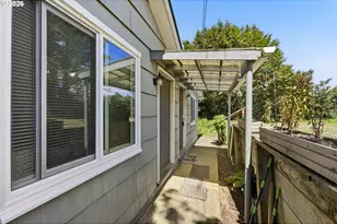 846 S 11th St, Coos Bay, OR 97420 - Photo 40
