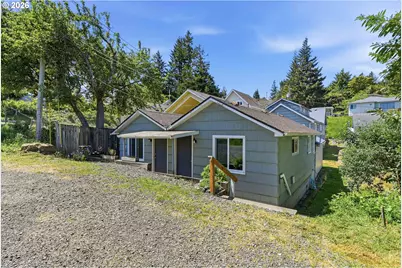846 S 11th St, Coos Bay, OR 97420 - Photo 2