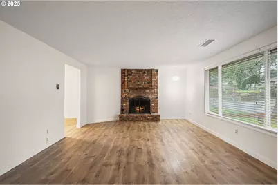 10207 NE 43rd Ave, Vancouver, WA 98686 - Photo 4