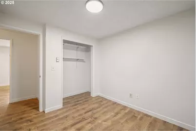 10207 NE 43rd Ave, Vancouver, WA 98686 - Photo 18