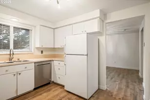 10207 NE 43rd Ave, Vancouver, WA 98686 - Photo 8