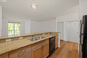 1620 NE Broadway St, Portland, OR 97232 - Photo 10