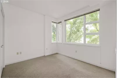 1620 NE Broadway St #206, Portland, OR 97232 - Photo 18