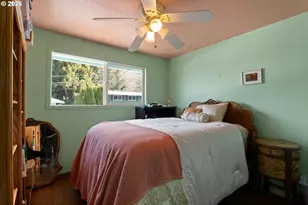 935 View St, Reedsport, OR 97467 - Photo 12