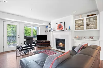 15510 NE Knott St #11, Portland, OR 97230 - Photo 16