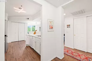 15510 NE Knott St, Portland, OR 97230 - Photo 4