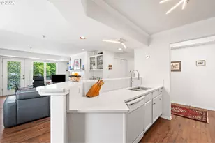 15510 NE Knott St, Portland, OR 97230 - Photo 12