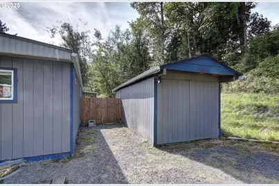 107 Guinevere Ct, Castle Rock, WA 98611 - Photo 20