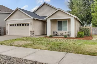 1933 Willamina Ave, Forest Grove, OR 97116 - Photo 2