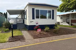 2902 E 2nd St, Newberg, OR 97132 - Photo 2