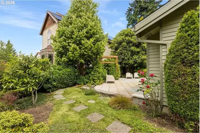 4935 SW Marigold St, Portland, OR 97219 - Photo 28