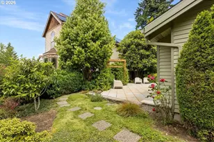 4935 SW Marigold St, Portland, OR 97219 - Photo 28