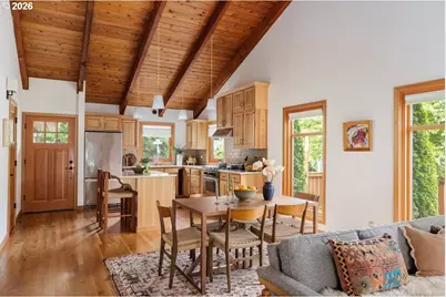 4935 SW Marigold St, Portland, OR 97219 - Photo 10