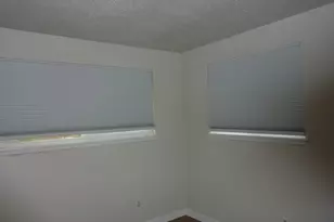 885 NE Sunset St, Roseburg, OR 97470 - Photo 16