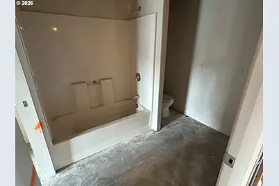 8527 N Edison St, Portland, OR 97203 - Photo 10