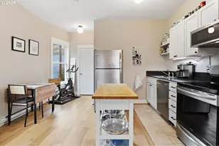 1714 NW Couch St, Portland, OR 97209 - Photo 6