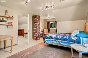 90 E B St, Halsey, OR 97348 - Photo 30