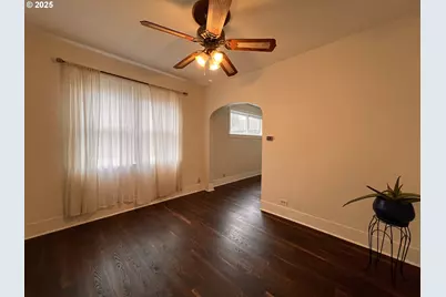 2014 E St, Vancouver, WA 98663 - Photo 6