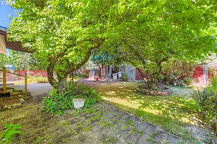 9832 N Van Houten Ave, Portland, OR 97203 - Photo 30