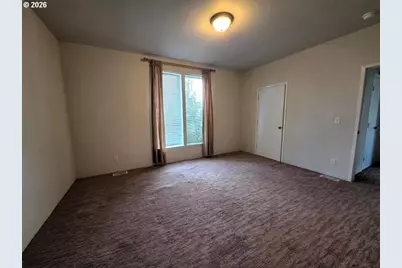 624 Dufur Ave, Maupin, OR 97037 - Photo 30