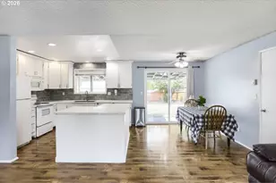 3890 SW 203rd Ave, Beaverton, OR 97078 - Photo 10