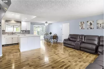 3890 SW 203rd Ave, Beaverton, OR 97078 - Photo 8