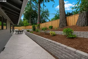2335 SW Imperial Ct, Portland, OR 97225 - Photo 40