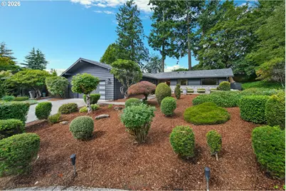 2335 SW Imperial Ct, Portland, OR 97225 - Photo 2