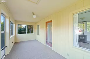 1887 Madrona St, North Bend, OR 97459 - Photo 12