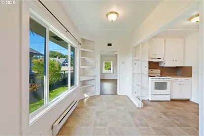 1887 Madrona St, North Bend, OR 97459 - Photo 20