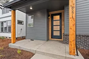 8271 SE Quincy St, Hillsboro, OR 97123 - Photo 2