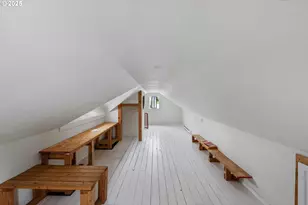 90828 Henderson Ln, Coos Bay, OR 97420 - Photo 22