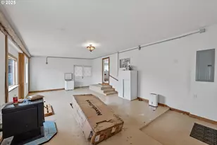 90828 Henderson Ln, Coos Bay, OR 97420 - Photo 26