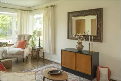 10910 NE Hancock St, Portland, OR 97220 - Photo 10