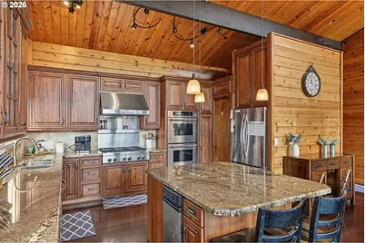 9915 Marquam Cir, Molalla, OR 97038 - Photo 12