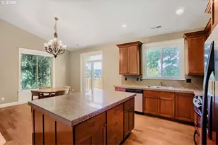 2020 Sunset Ave, West Linn, OR 97068 - Photo 10
