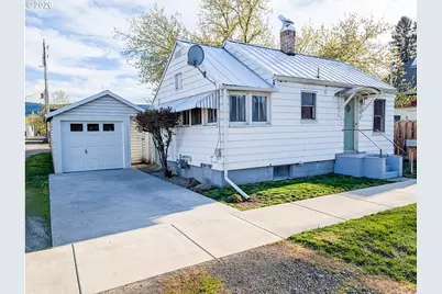 804 Jefferson Ave, La Grande, OR 97850 - Photo 1
