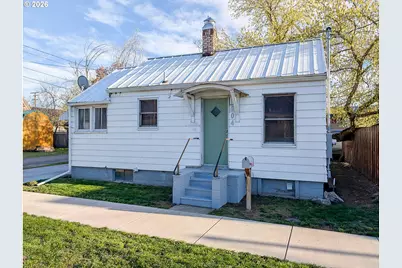 804 Jefferson Ave, La Grande, OR 97850 - Photo 2