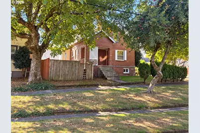 506 NE Jackson St, Hillsboro, OR 97124 - Photo 2