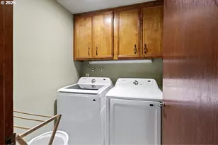 2854 Warren St, Eugene, OR 97405 - Photo 28