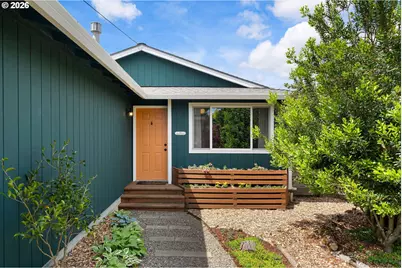 2715 SE 77th Ave, Portland, OR 97206 - Photo 2