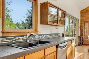 80248 Woodland Heights Rd, Arch Cape, OR 97102 - Photo 12
