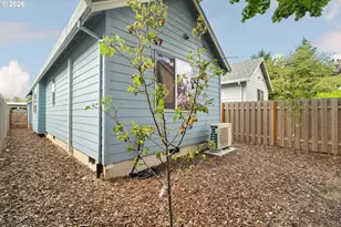 388 NE 91st Ave, Portland, OR 97220 - Photo 30