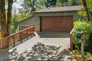 6 Adams Ct, Lake Oswego, OR 97035 - Photo 1