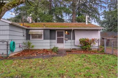 4620 SE 104th Ave, Portland, OR 97266 - Photo 4